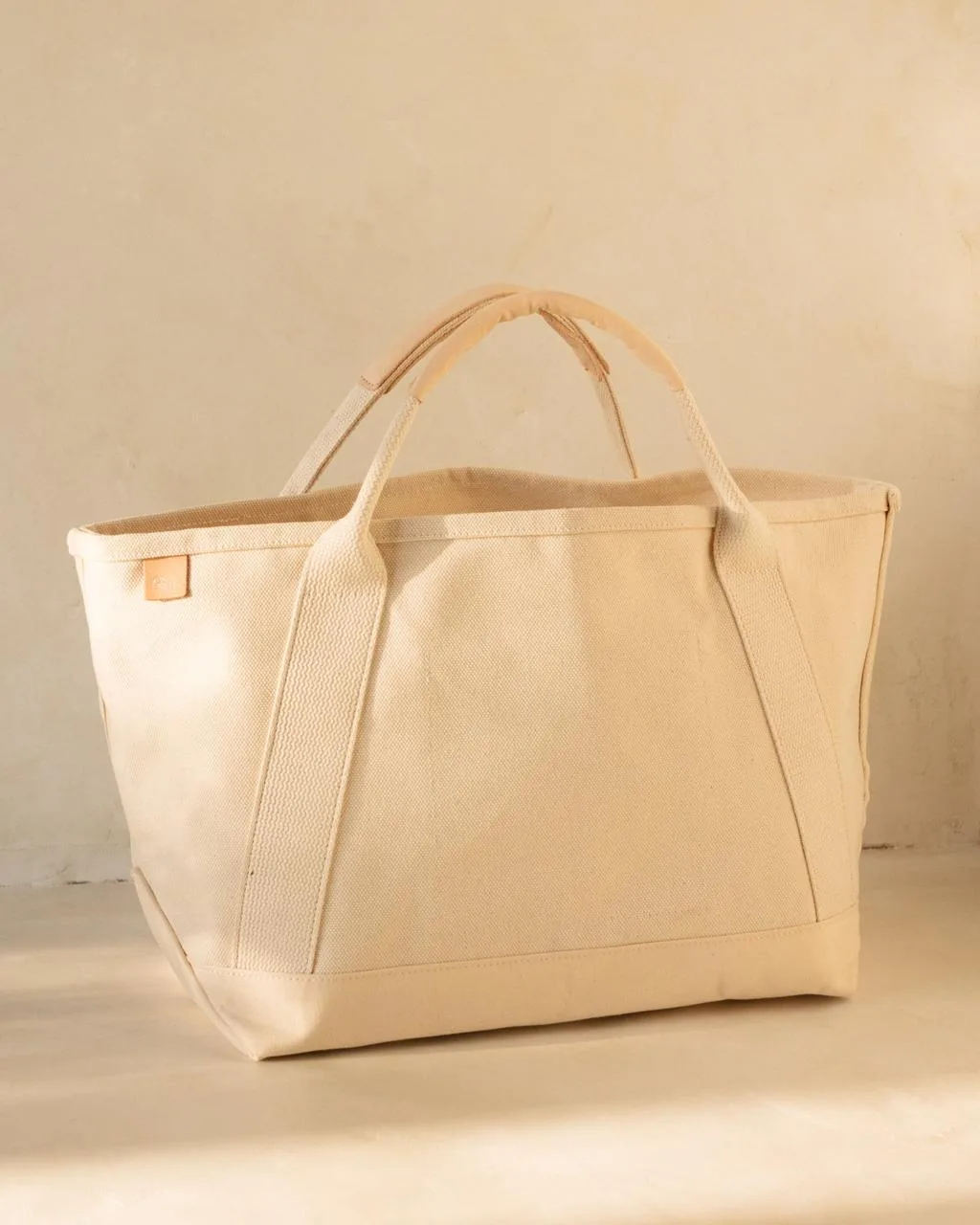 Canvas tote